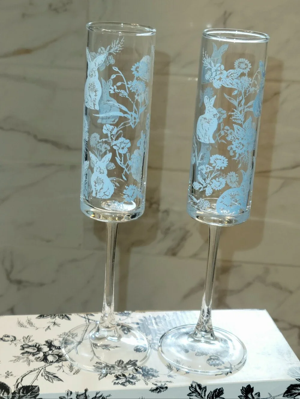 Elegant Blue Floral & Bunny Champagne Flutes - Set of 2
